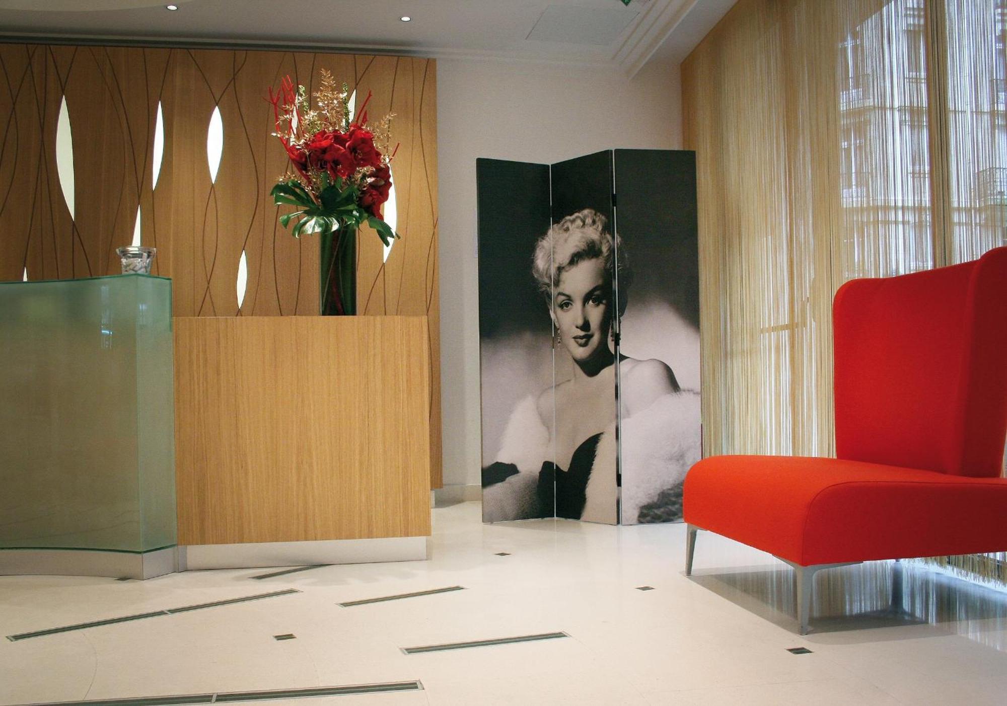 Hotel Westside Arc De Triomphe Parijs